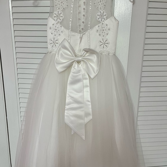 Ivory Communion Dress- Princess Daliana Brand - Picture 3 of 3